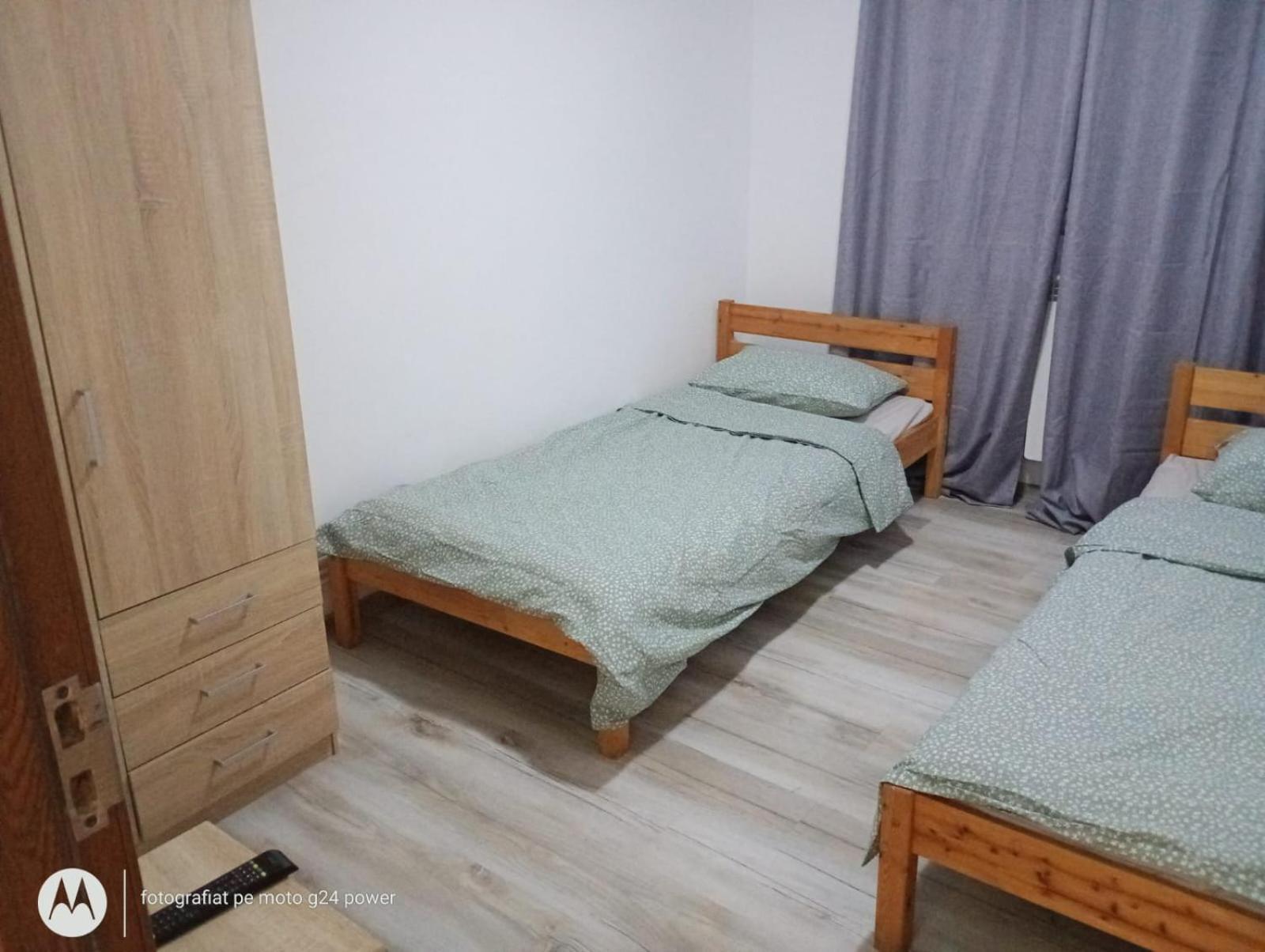 4 Rooms Apartment Тульча Екстер'єр фото
