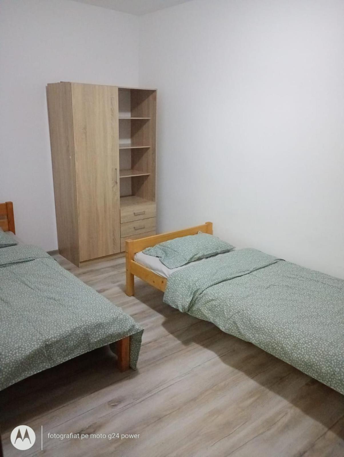 4 Rooms Apartment Тульча Екстер'єр фото