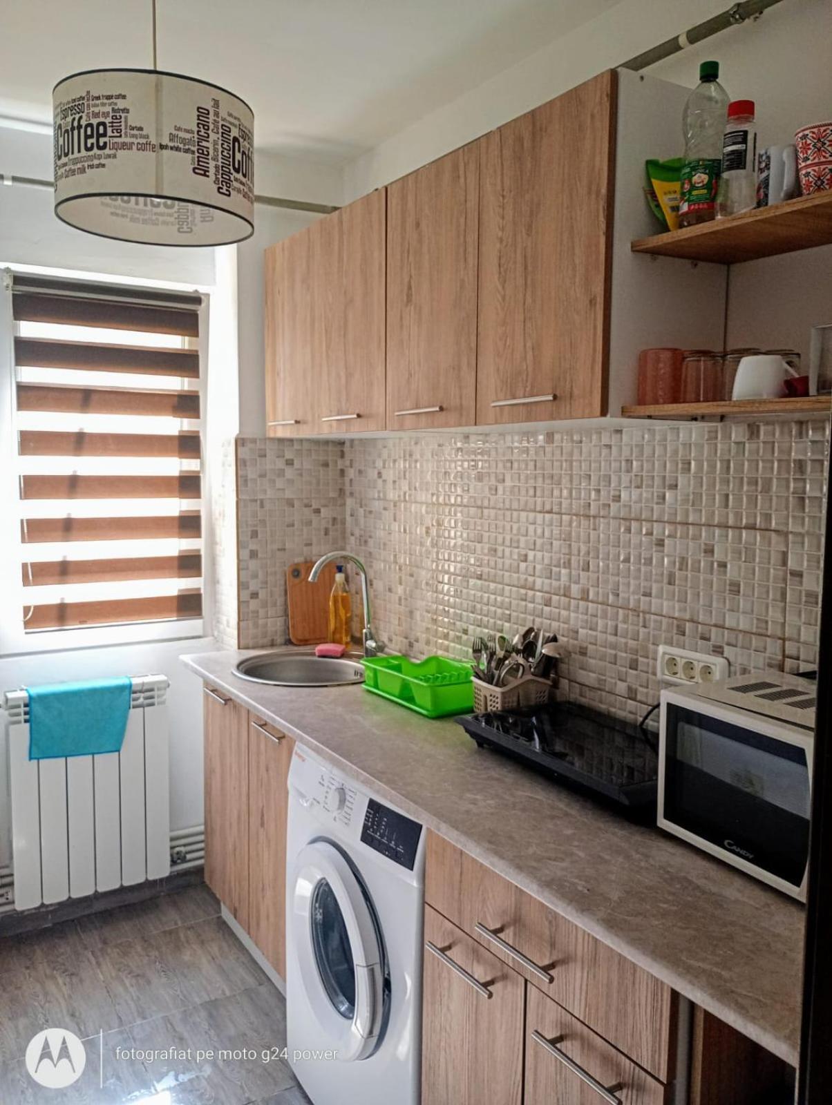 4 Rooms Apartment Тульча Екстер'єр фото