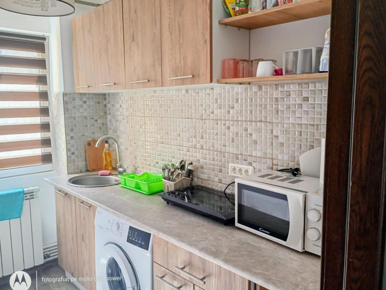4 Rooms Apartment Тульча Екстер'єр фото